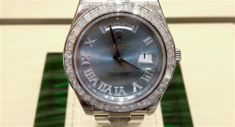 czy rolex ma baterie